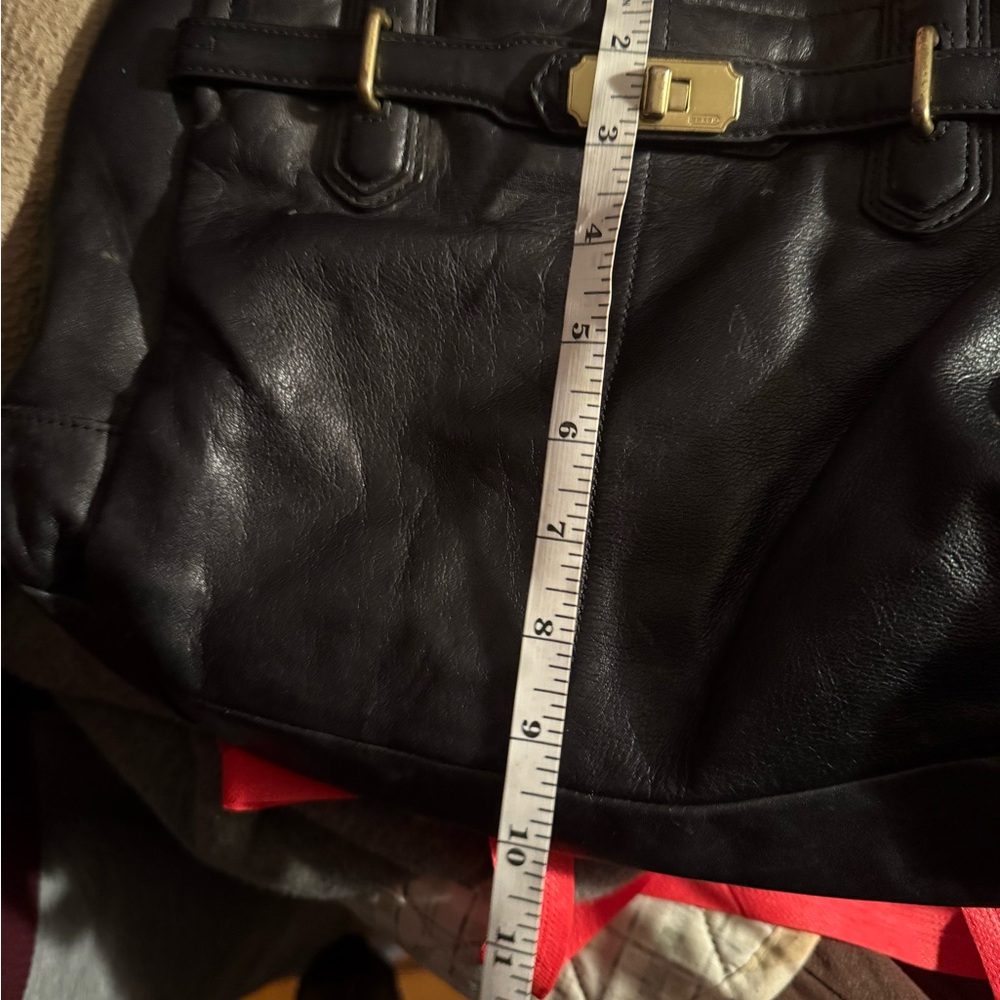 Black coach purse - Picture 6 of 7